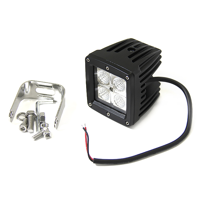 E013002. Прожектор палубный светодиодный, квадратный, черный алюминиевый корпус